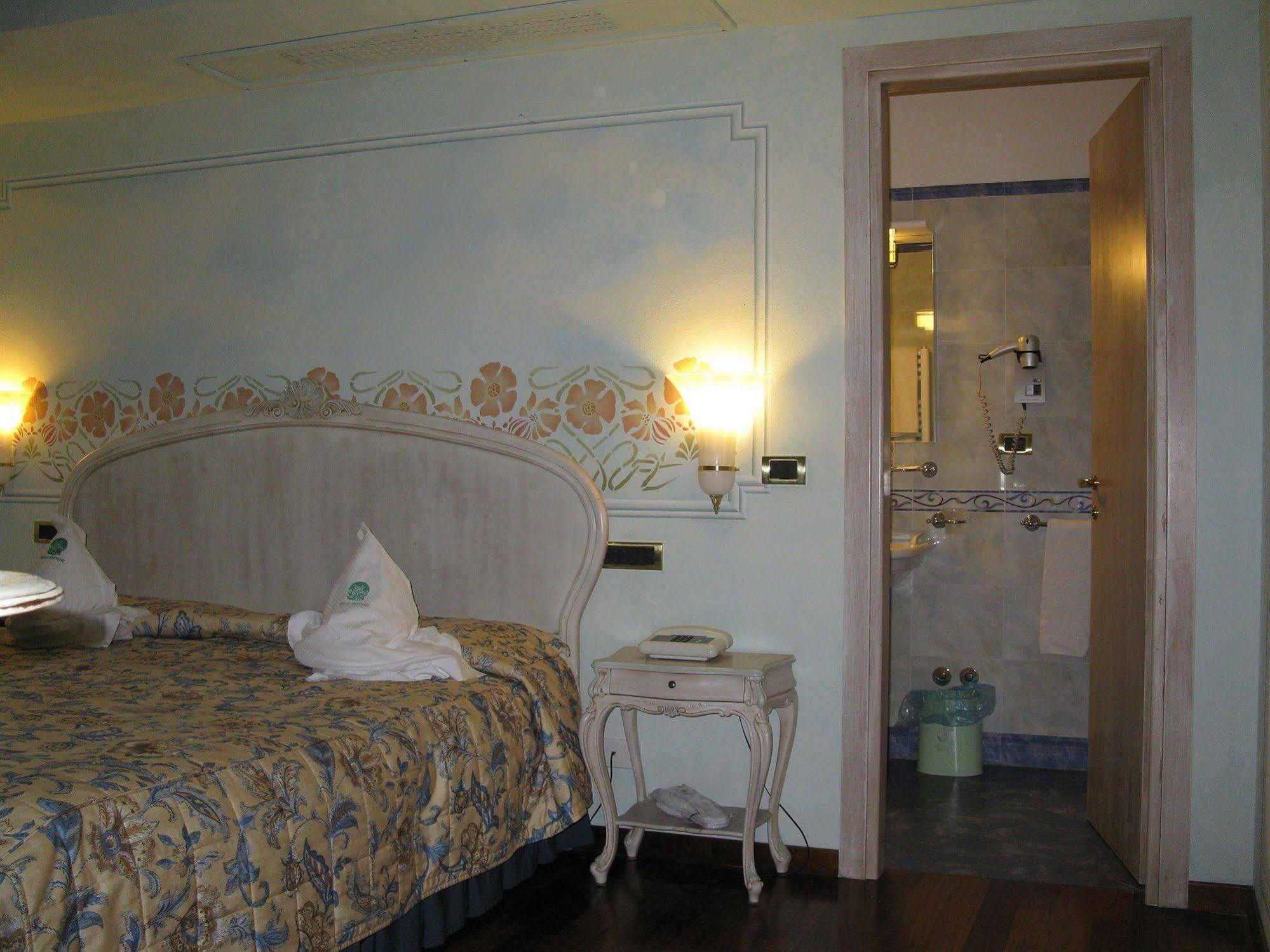 ססטרי לבאנטה Suite Hotel Nettuno מראה חיצוני תמונה